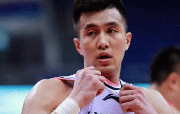 CBA重磅1换1呼之欲出：两大巨星或互换东家！周琦回国打球有戏