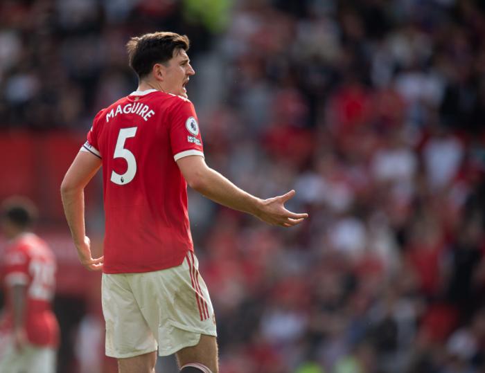 C罗为曼联绝杀马奎尔转身就走，拒绝庆祝！滕哈格上任后或换队长