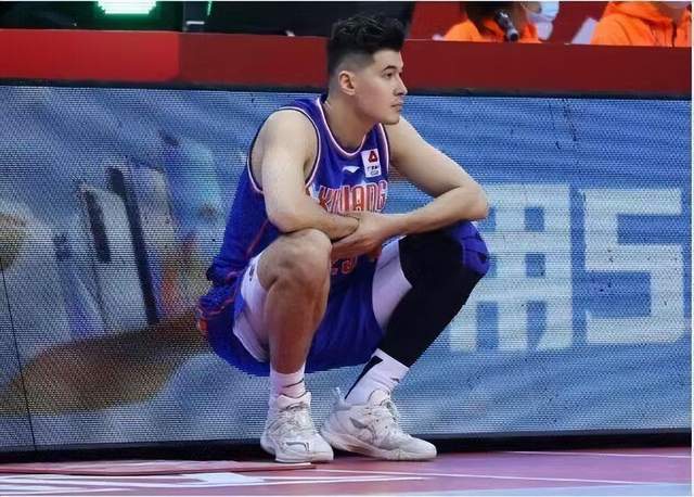 CBA领头羊剑指12连胜！3大王牌或联手爆发，巨人杀手期待再爆冷