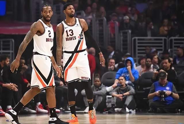 疯狂! NBA3.5亿豪阵出炉, 8人年薪超千万, 还想追哈登组三巨头