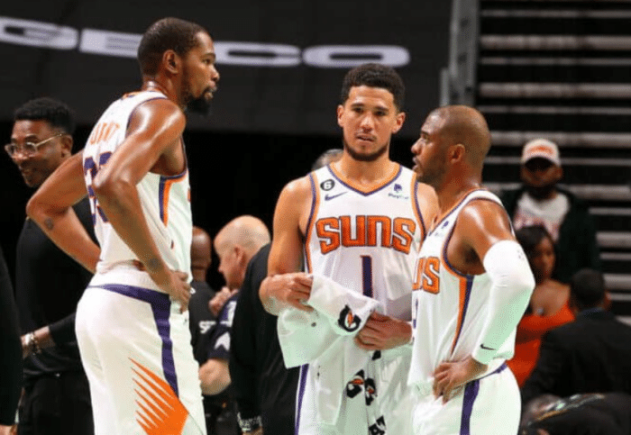 太阳官宣保罗缺席G3！0-4被横扫淘汰？约基奇调侃希望太阳队投降