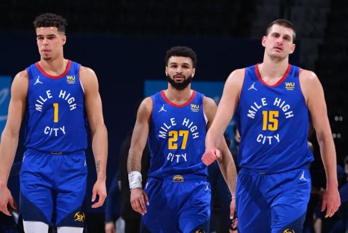 掘金2.05亿合同恐打水漂，遭遇麦迪式背伤！小波特或手术赛季报销