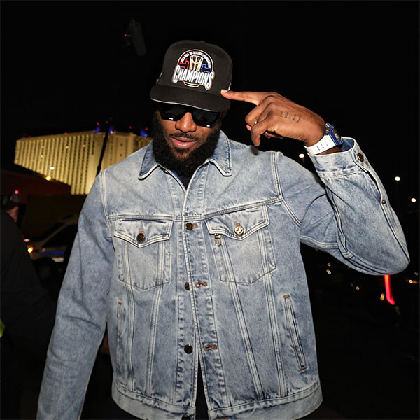 詹皇冲三大历史第一：5亿美元+5万分倒计时 今夏或加冕篮坛得分王