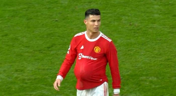 曼联战阿森纳名单：C罗领衔3人复出，马奎尔恐遭弃用做替补