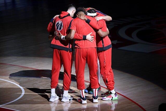 至暗时刻！奇才6人检测阳性9人隔离，总经理无奈：情况已经失控了