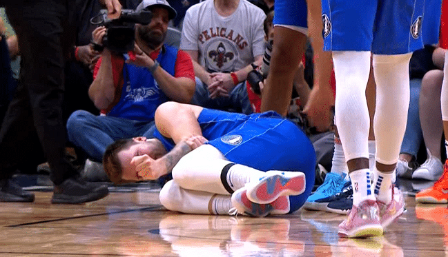 丢绝杀！东契奇空砍37+11+7，倒地送助攻，脚踝和肘部险受伤