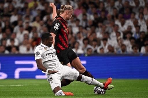 全场隐身！哈兰德被皇马1米9黑塔锁死，瓜帅罕见批评：他没起作用