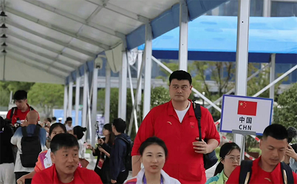 归化球员抢镜！韩国男篮晒照，剑指亚运会金牌，乔帅迎大考