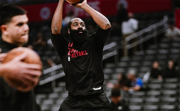 哈登超越欧文！西部后场第四有望重返全明星