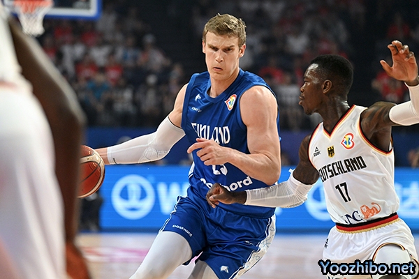 德国男篮101-75轻取芬兰男篮 施罗德15分 马卡11中3