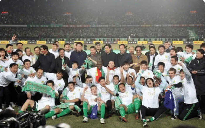 官宣！前国安国脚加盟梅州，憾失09冠军，加盟国安时转会费80万