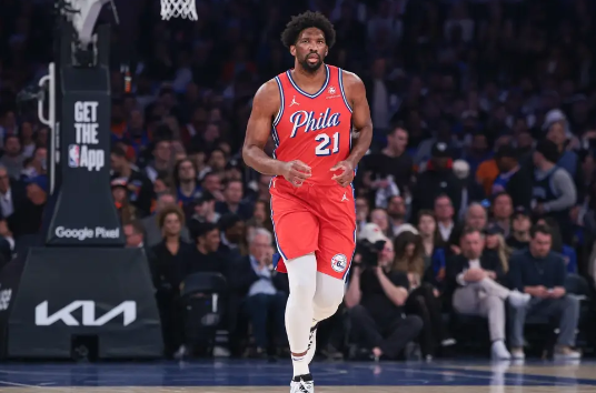 恩比德缺席季前赛 76人着眼健康新赛季