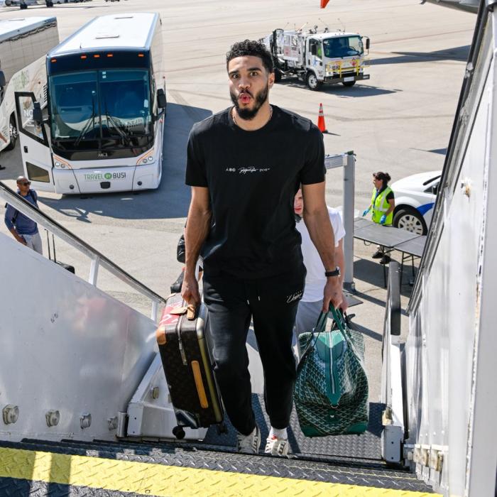 绿军众将开心回家！抢七伤情出炉 绿军有望改写历史+官推喊夺冠口号