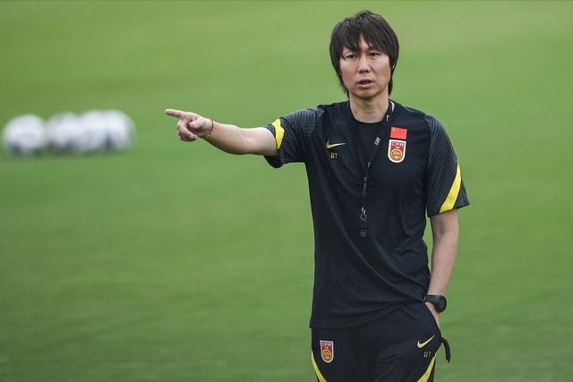 曾带男足成为强队，高洪波为何下课？辞职后的高洪波现状如何？