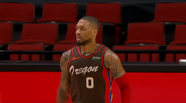 利拉德：带伤作战一个多月了 现在膝盖有些肿胀