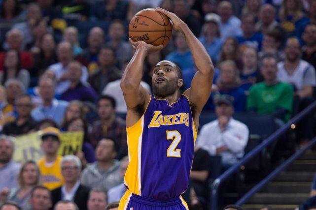 湖人引援6大新目标出炉！28岁得分手可助詹眉，有望签回库克考神