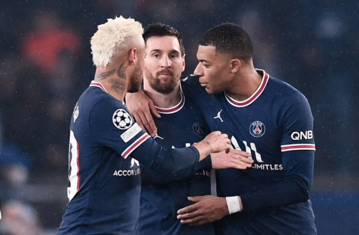 见完纳赛尔，见老板！齐达内赴卡塔尔谈执教巴黎，足坛第1薪就绪