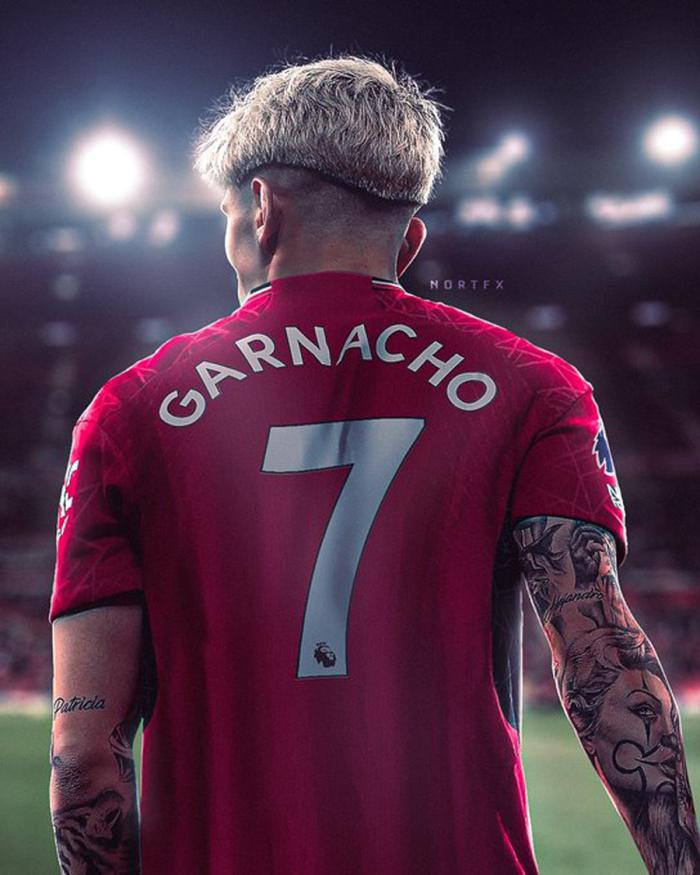 曼联禁售两人新球衣！加纳乔铁定换号或穿7号，格林伍德前途未卜