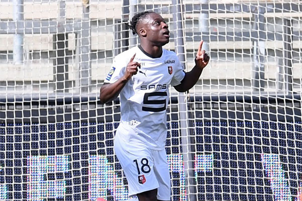 曼城瞄准雷恩前锋多库 替代离队的马赫雷斯