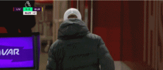 心态爆炸！克洛普中场与对方主帅争吵，球员险冲突