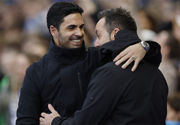 英超天王山之战，阿森纳力压利物浦、曼城