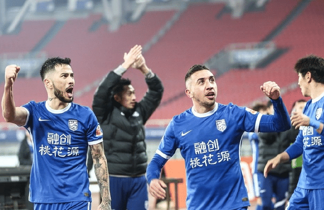 中国足坛又一闹剧！2场争冠战直接弃赛，升班马夺冠庆典流程出炉