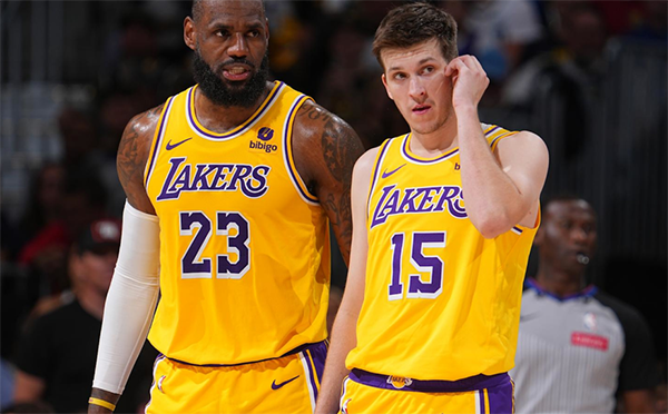 湖人里夫斯力挺詹姆斯，称若其无园区冠军，戒指含金量就不会被质疑