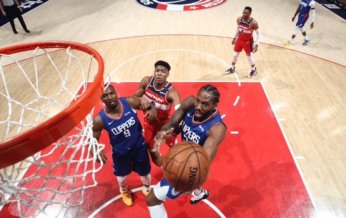 16分大逆转！西部伪豪强3连败，FMVP摊手绝望，对手疯狂庆祝