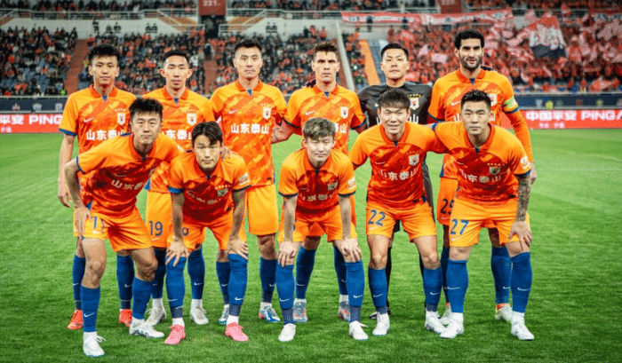 MVP中卫+新大腿倒下！泰山残阵PK国安：4外援领衔首发，头牌复出