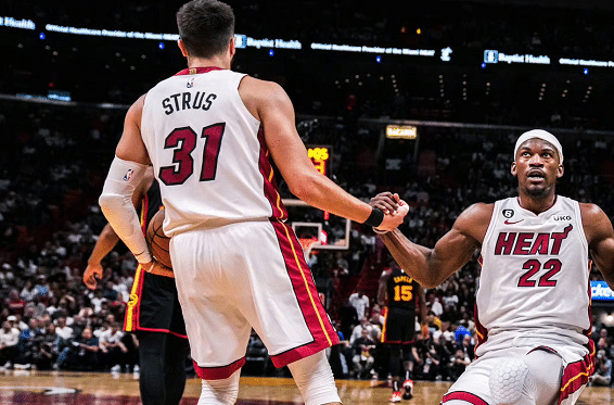 创尴尬纪录！热火附加赛首轮翻车，名嘴输麻了，巴特勒被打脸