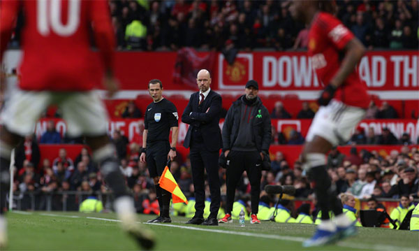 绝平+绝杀！滕哈格神换人致敬爵爷