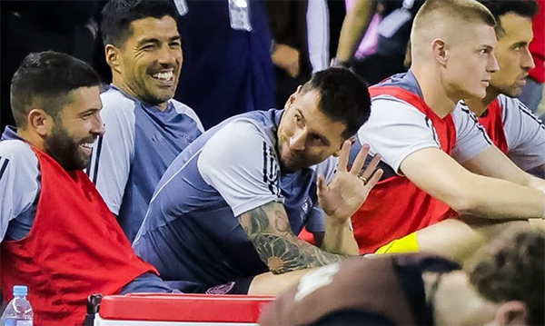 迈阿密国际战平萨尔瓦多，苏亚雷斯首秀，梅西错失良机