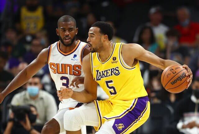 湖人好消息！20岁新星已拆线并获准参加训练，艾灵顿接近复出