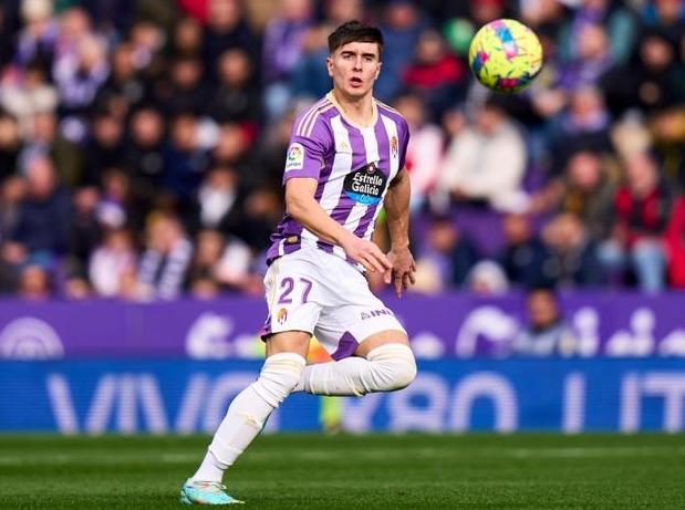 每体：巴萨有意巴拉多利德18岁后卫伊万-弗雷斯内达