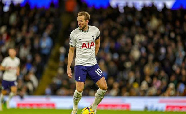 talkSPORT：切尔西准备报价凯恩，但热刺不愿把球员卖给英超球队