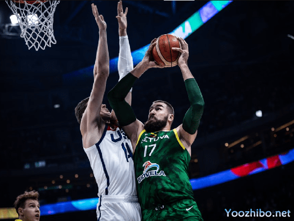 美国男篮104-110惜败立陶宛男篮 瓦兰12+7 爱德华兹35分