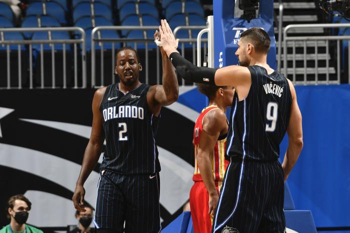 疯狂！NBA第一支摆烂球队诞生，3换6两笔大交易，绿军补强赚大了