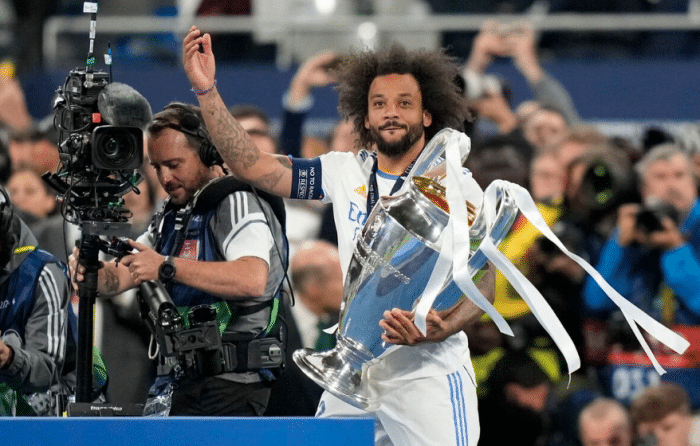 皇马3大巨星官宣离队，1亿欧元签约受挫，姆巴佩又出手了