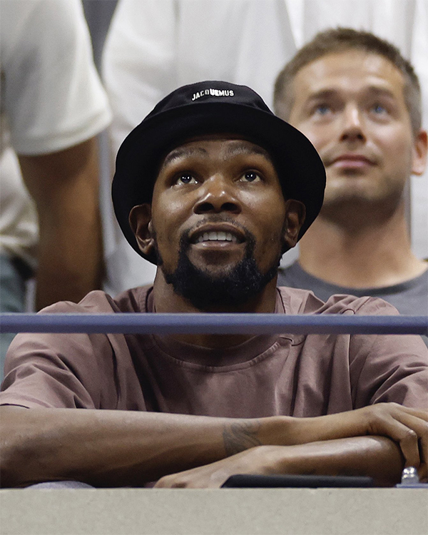 杜兰特现身观看美网！希望美国夺冠梦碎 美媒呼吁他联手詹库出征奥运