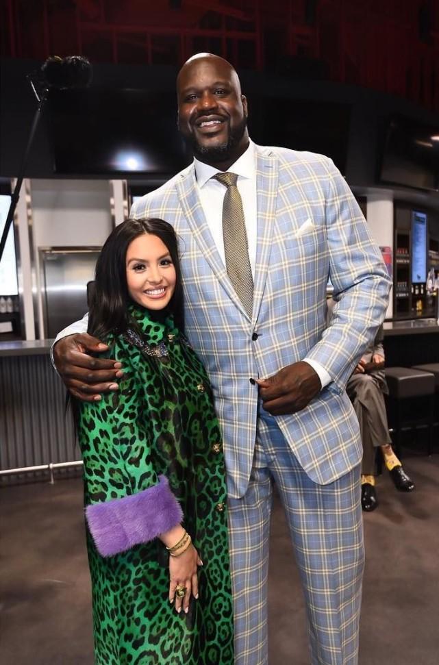 瓦妮莎祝奥胖50岁生快！感慨时光飞逝：17岁时曾和科比去为你庆生