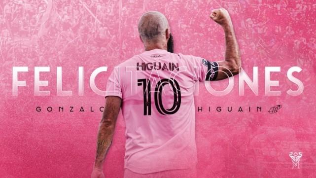 再见小烟枪！34岁阿根廷传奇伊瓜因宣布赛季结束后退役，发布会落泪