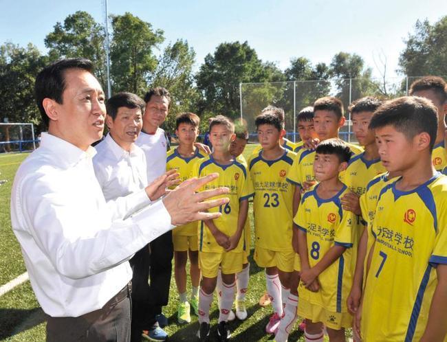 点赞！亚足联盛赞20岁恒大前锋