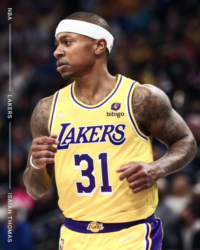 小托马斯首秀力证价值，19分全队第一！詹姆斯回应：有他真好