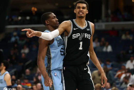 美媒展望文班亚马新赛季荣誉：MVP 候选、全明星与最佳防守球员有望