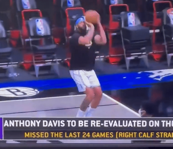 浓眉赛前训练曝光！连续跳投+蓝发带抢镜，名记：詹皇约3周后复出