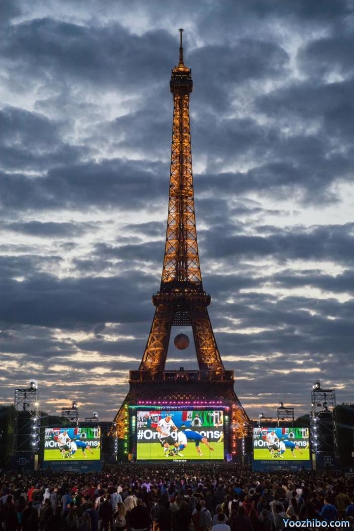 巴黎等多个法国城市联合抵制卡塔尔世界杯宣传