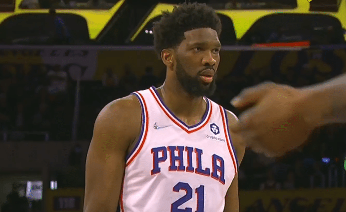 三分9中6！湖人单节轰下30分，威少0分2失误，哈登低迷6中1