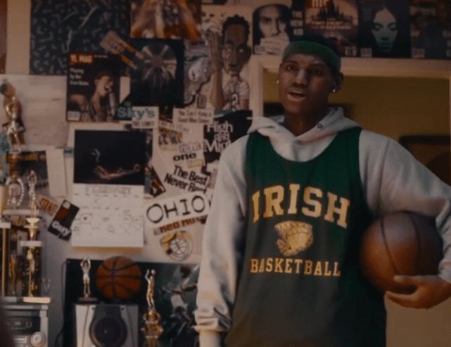 穿越到03年！詹皇与17岁自己同框太疯狂，建议洛城三队该联合游行