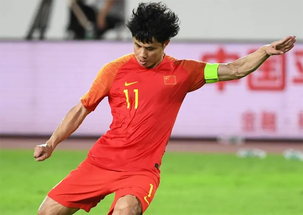 中国体坛又一丑闻！前国足队长出轨离婚 前妻炮轰小三太嚣张