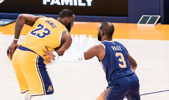 布克持续吃T被驱逐原因揭晓！主裁判解释：抱怨+亵渎的语言